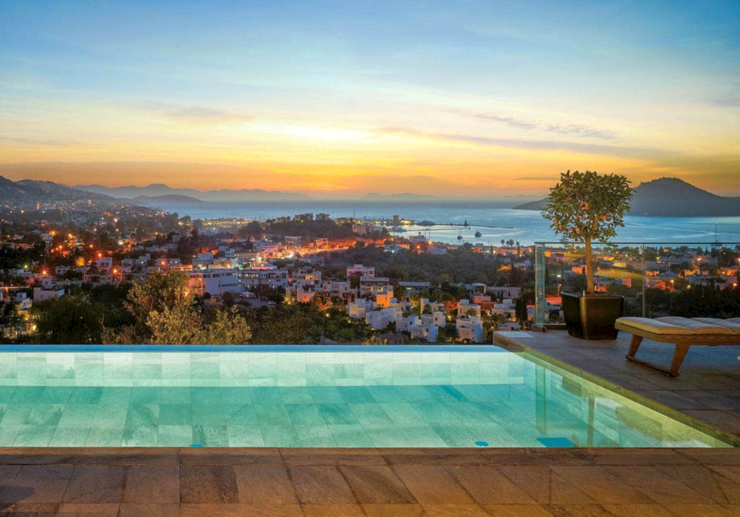 Elements Yalıkavak Havuzları Tamamlandı. 