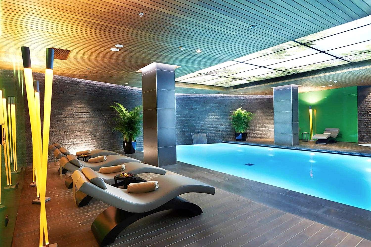 Divan Adana Otel Havuz ve SPA Alanları Tamamlandı. 