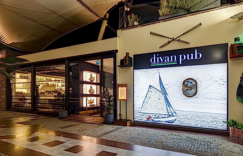 Divan Pub Bodrum Marina'da Açıldı!